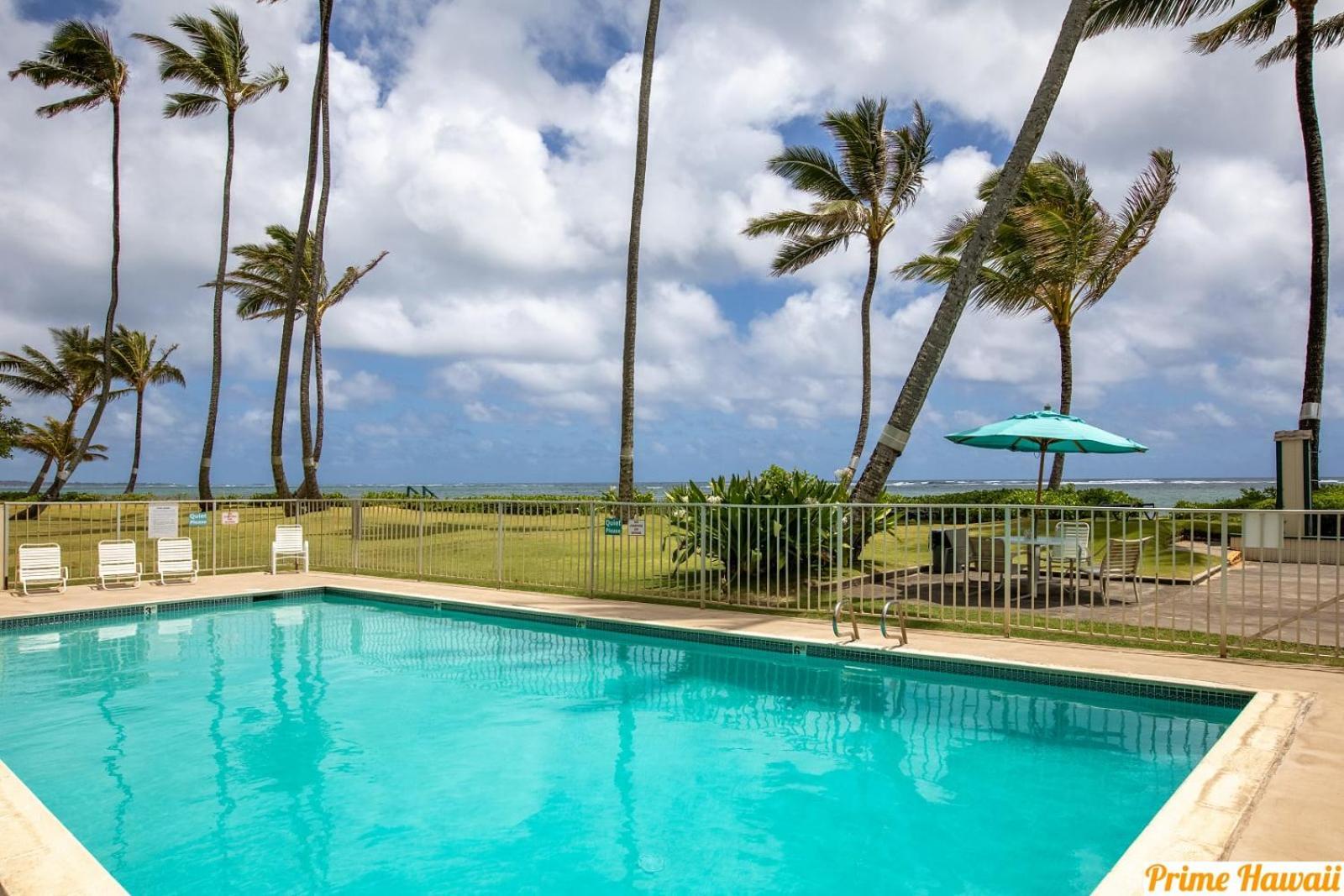 Beachfront Condo With Amazing Views Hau'ula Экстерьер фото